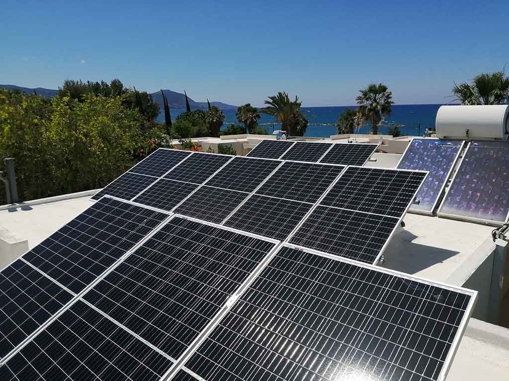 net metering on a flat roof | ambioenergy.com