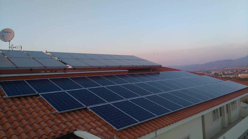 net metering on a typical pitched roof | ambioenergy.com