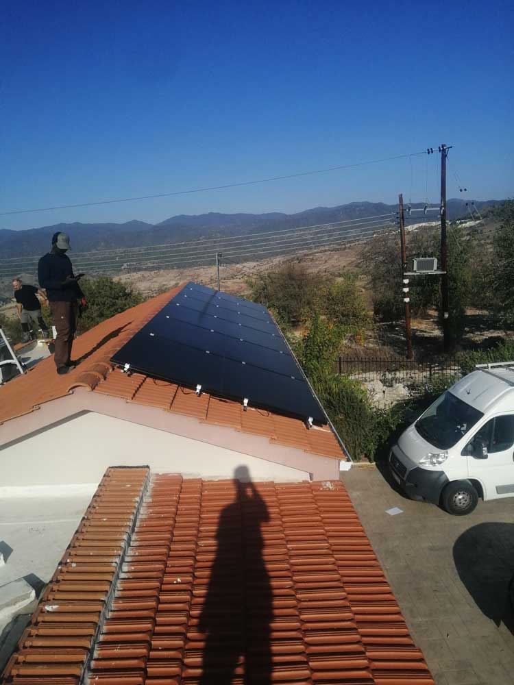 5.7 kWp grid-connected photovoltaic system for a house in Drymou